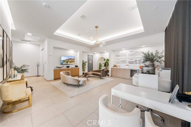 709 E Walnut Street 222, Pasadena, CA 91101