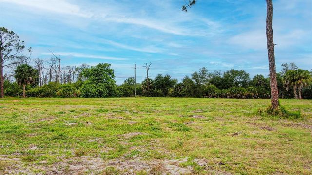 223 BOUNDARY BOULEVARD, Rotonda West, FL 33947