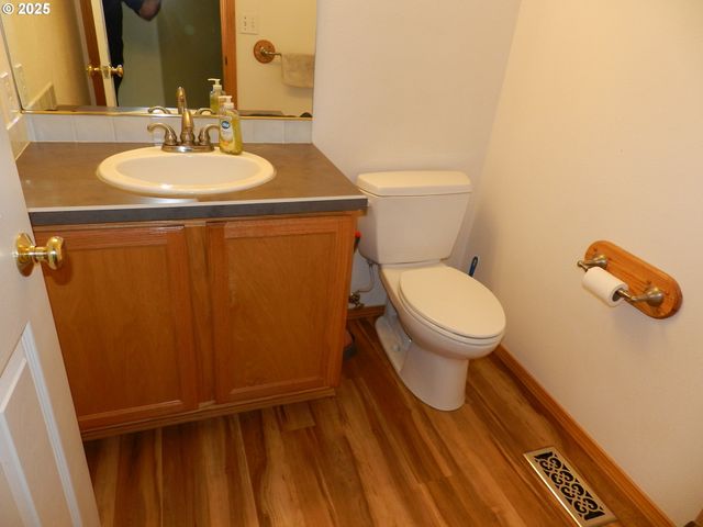 31811 Nw BELGIUM Ct, North Plains, OR 97133