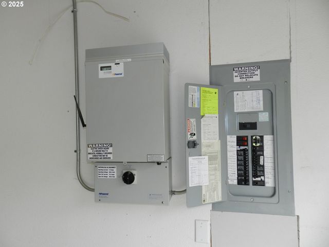 31811 Nw BELGIUM Ct, North Plains, OR 97133