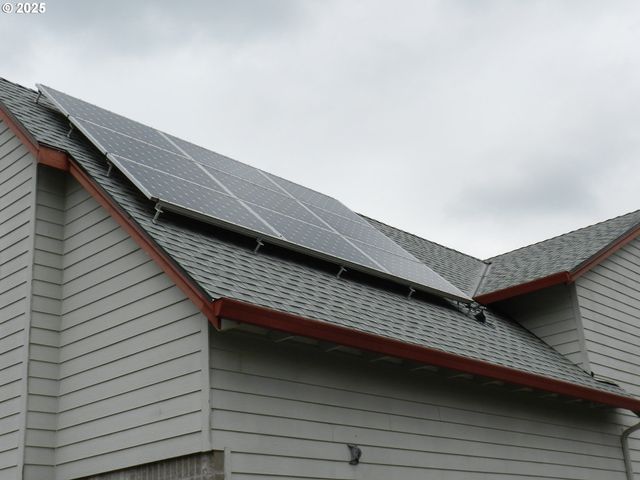 31811 Nw BELGIUM Ct, North Plains, OR 97133