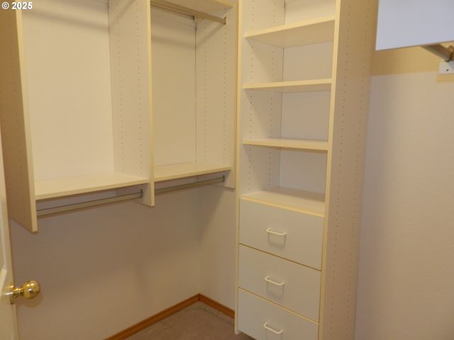 31811 Nw BELGIUM Ct, North Plains, OR 97133