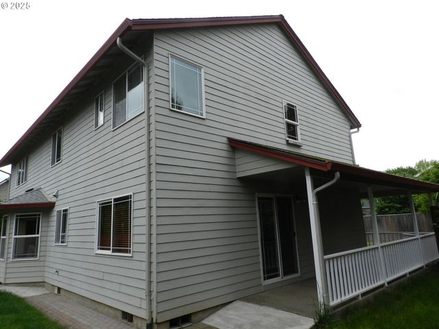 31811 Nw BELGIUM Ct, North Plains, OR 97133