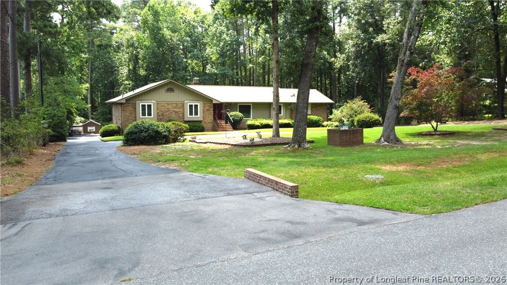 607 Pineknoll Drive, Sanford, NC 27330 — photo 3
