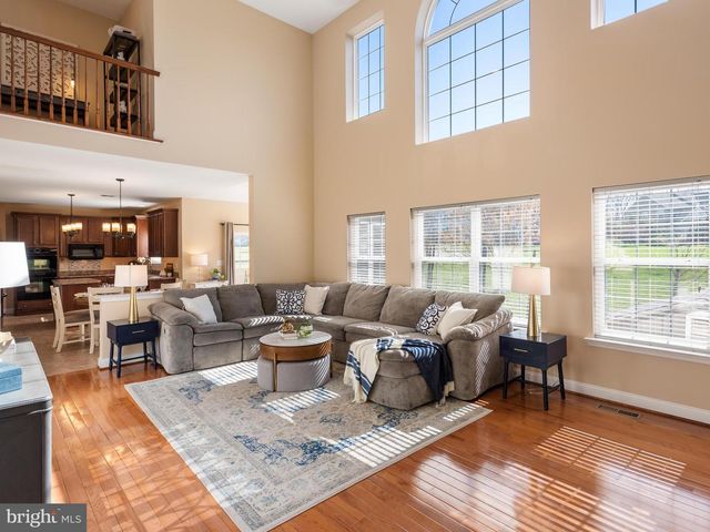 527 CENTENNIAL AVE, Gilbertsville, PA 19525