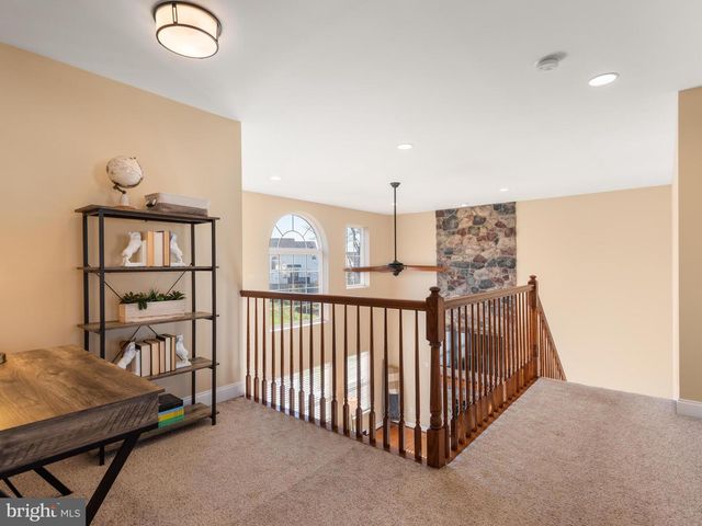 527 CENTENNIAL AVE, Gilbertsville, PA 19525