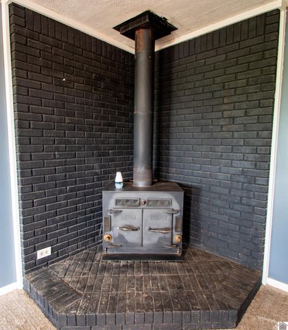 11570 Ogden Landing Rd, Kevil, KY 42053