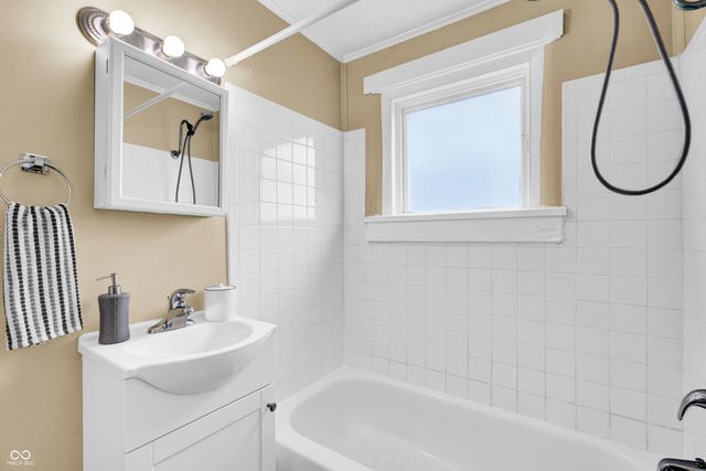 303 Hope Avenue, Columbus, IN 47201