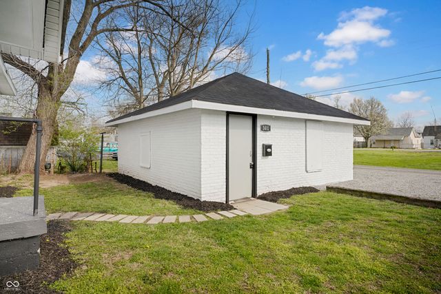 303 Hope Avenue, Columbus, IN 47201