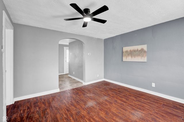 303 Hope Avenue, Columbus, IN 47201