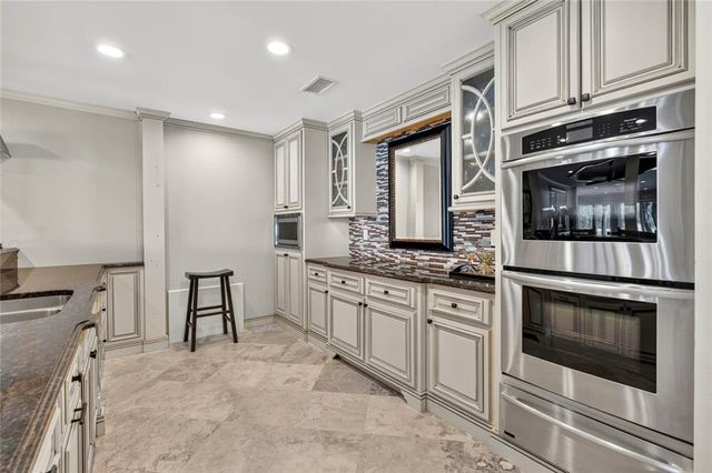 6576 Yacht Club Road, Flowery Branch, GA 30542