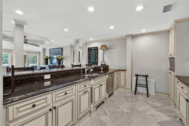 6576 Yacht Club Road, Flowery Branch, GA 30542