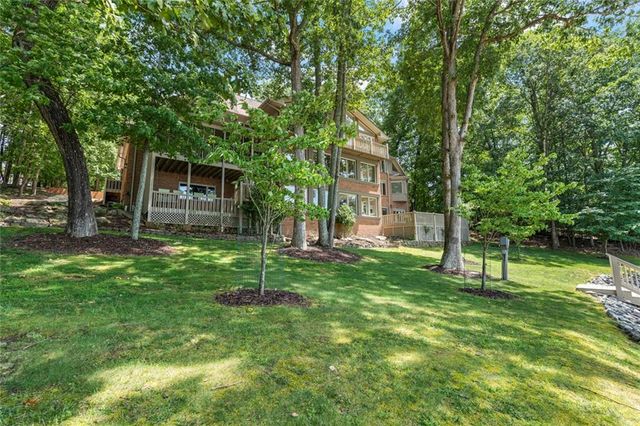 6576 Yacht Club Road, Flowery Branch, GA 30542
