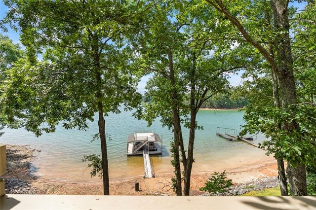6576 Yacht Club Road, Flowery Branch, GA 30542