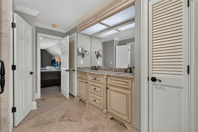 6576 Yacht Club Road, Flowery Branch, GA 30542