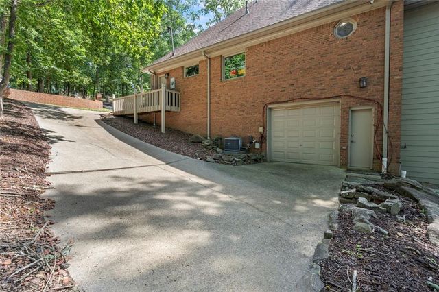6576 Yacht Club Road, Flowery Branch, GA 30542