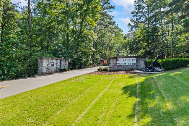 6576 Yacht Club Road, Flowery Branch, GA 30542