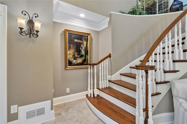 6576 Yacht Club Road, Flowery Branch, GA 30542