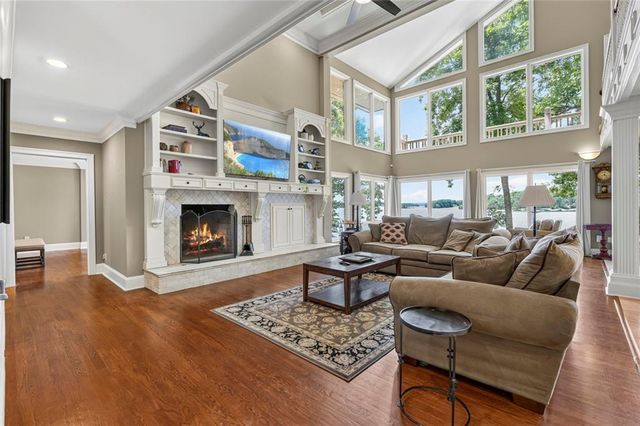 6576 Yacht Club Road, Flowery Branch, GA 30542