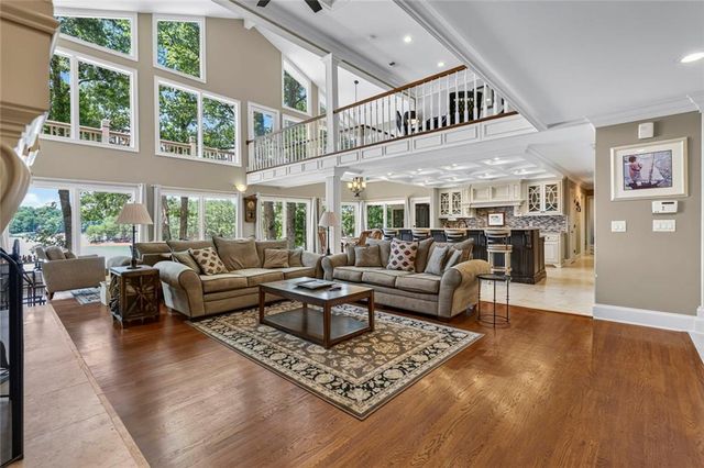 6576 Yacht Club Road, Flowery Branch, GA 30542
