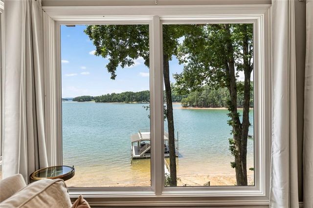 6576 Yacht Club Road, Flowery Branch, GA 30542