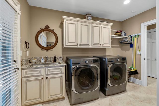 6576 Yacht Club Road, Flowery Branch, GA 30542