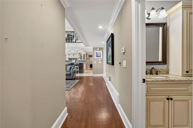6576 Yacht Club Road, Flowery Branch, GA 30542