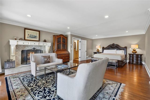 6576 Yacht Club Road, Flowery Branch, GA 30542