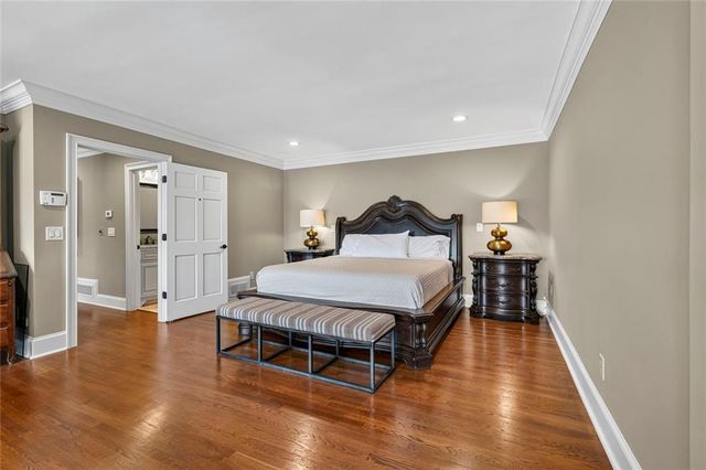 6576 Yacht Club Road, Flowery Branch, GA 30542