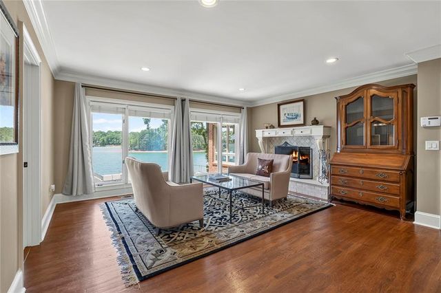 6576 Yacht Club Road, Flowery Branch, GA 30542