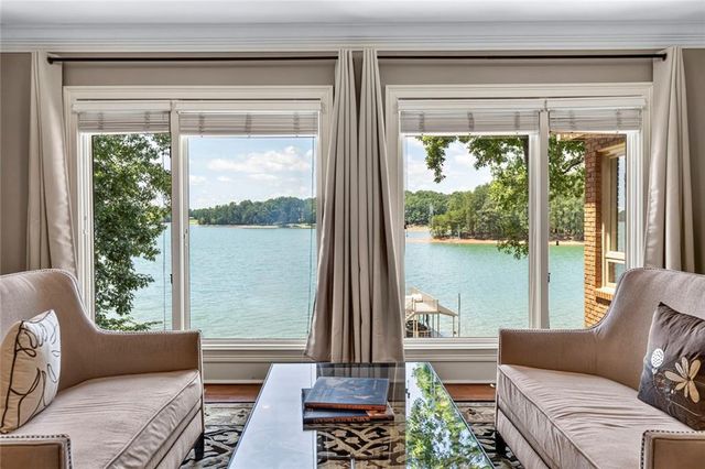 6576 Yacht Club Road, Flowery Branch, GA 30542