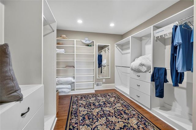 6576 Yacht Club Road, Flowery Branch, GA 30542