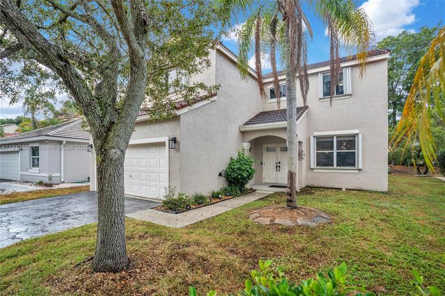 636 Sand Creek Cir, Weston, FL 33327