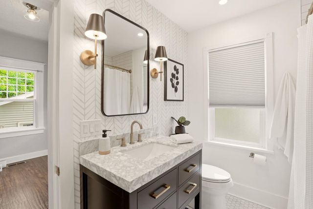 214 W 14th Ave, Spokane, WA 99204