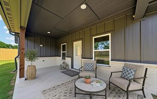 105 W Teal Drive, Troup, TX 75789