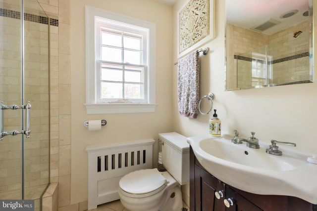 8505 LYNWOOD PL, Chevy Chase, MD 20815