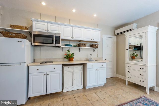 8505 LYNWOOD PL, Chevy Chase, MD 20815