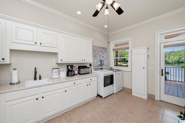 264 KRADLE KOVE, Talladega, AL 35160