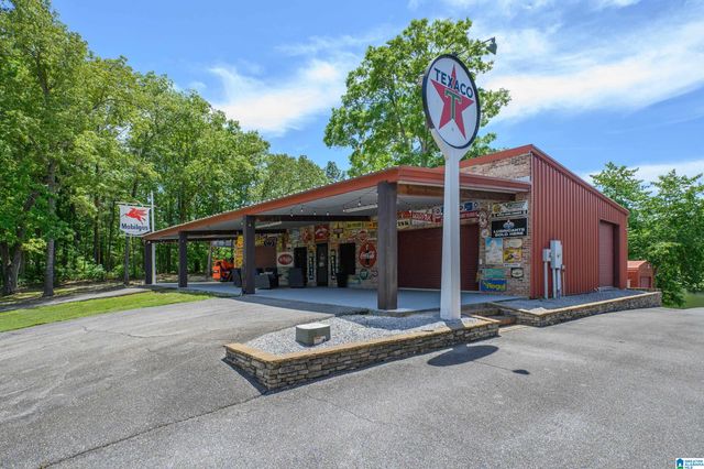 264 KRADLE KOVE, Talladega, AL 35160
