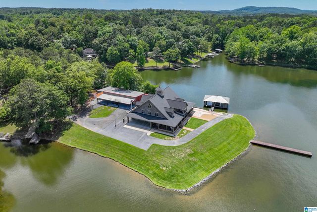 264 KRADLE KOVE, Talladega, AL 35160
