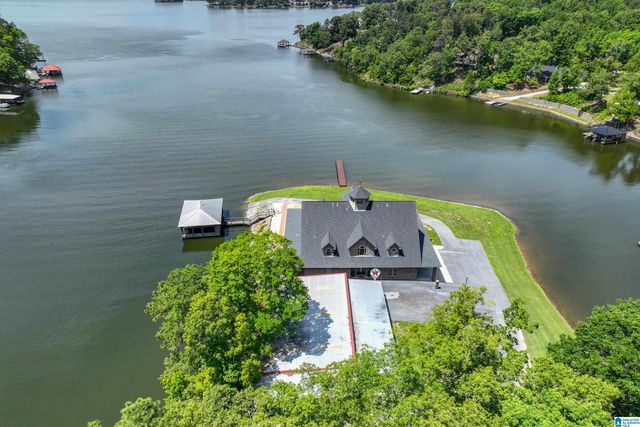 264 KRADLE KOVE, Talladega, AL 35160