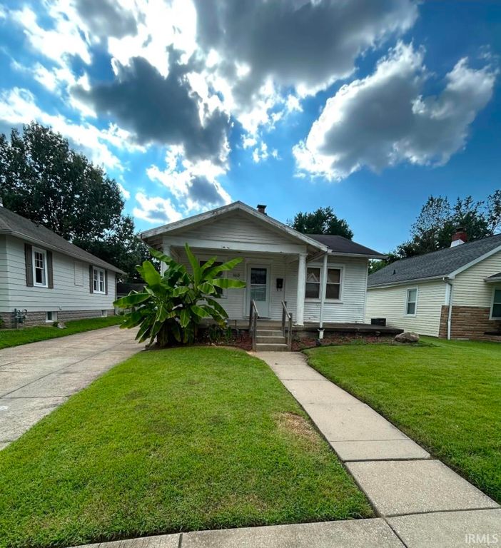 1613 S FARES Avenue, Evansville, IN 47714