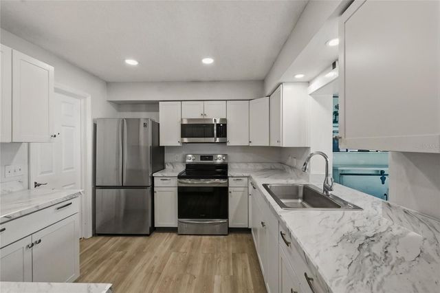 10823 CASA GRANDE AVENUE, Port Richey, FL 34668