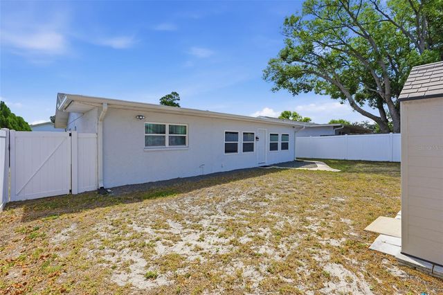 10823 CASA GRANDE AVENUE, Port Richey, FL 34668