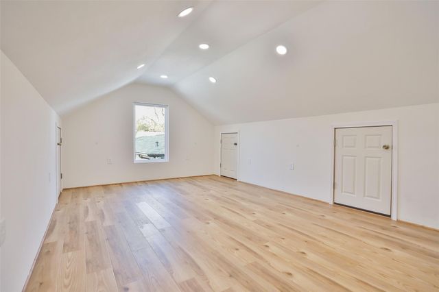 126 2nd Street, Sugar Land, TX 77498