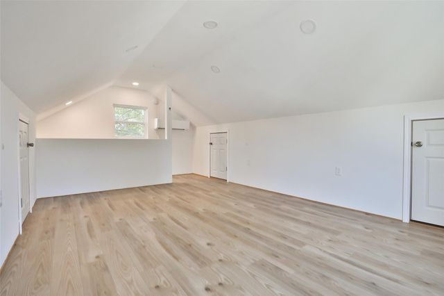 126 2nd Street, Sugar Land, TX 77498