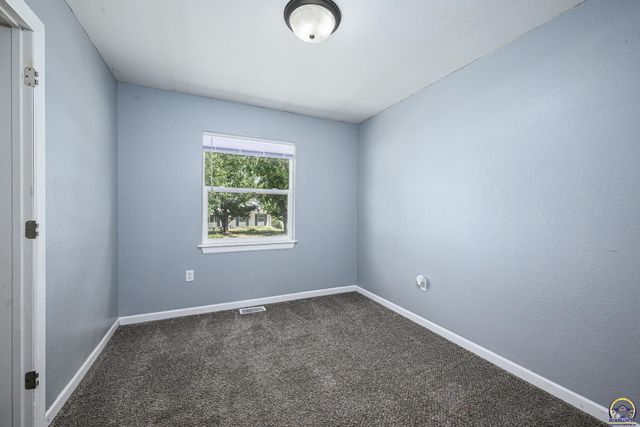 3431 SE Michigan AVE, Topeka, KS 66605