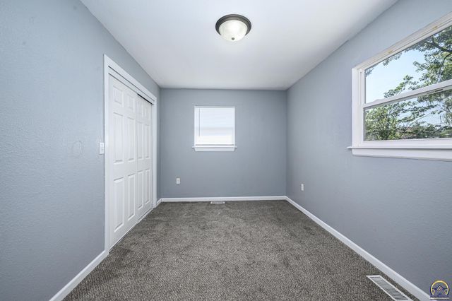 3431 SE Michigan AVE, Topeka, KS 66605