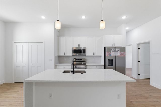 16596 SW 31ST CIRCLE, Ocala, FL 34473