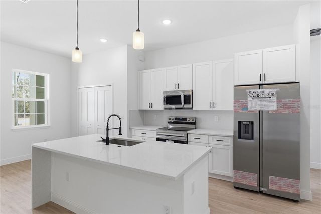 16596 SW 31ST CIRCLE, Ocala, FL 34473